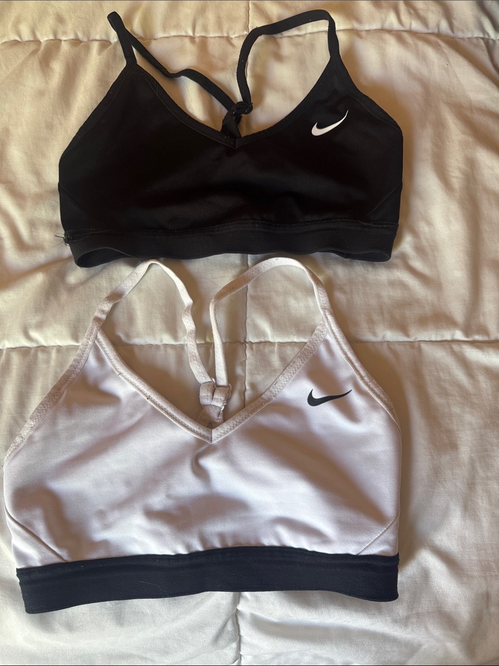 Nike Black & White Women's Racerback Sports Bras - 2 Pack